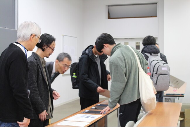 地域を担う若者に生きた学びを「投資」と「働く当事者」の視点から企業情報を考える名古屋学院大学で産学連携講座「証券投資と地元企業の研究」開催