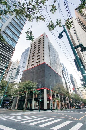 『Red Planet BGC The Fort』オープン
