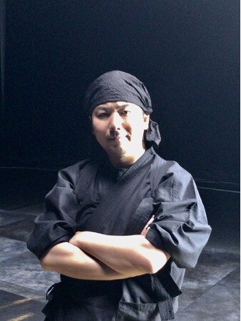 【西武渋谷店】渋谷の年始は西武から！２０２４年新春イベント　墨絵師ライブパフォーマンスで開運祈願