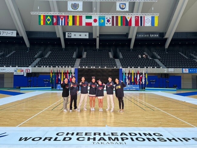 第11回チアリーディング世界選手権大会に日本代表として選ばれ日本初の金メダルを獲得しました