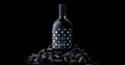 フィンランド産プレミアムクラフトジン「アークティック ブルー ジン」より自然派ハーバルリキュール「Arctic Blue LAKU -アークティック ブルー ラク-」新登場！