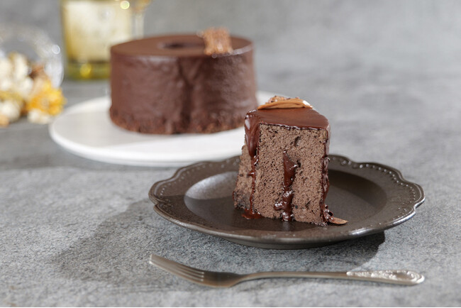 【新発売】手作りシフォンケーキ専門店 This is CHIFFON CAKE. は、「温めて食べる」フォンダンショコラのようなシフォンケーキ「le chocolat」の予約販売を開始！