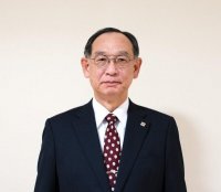 明星大学次期学長として 冨樫 伸 副学長を選任