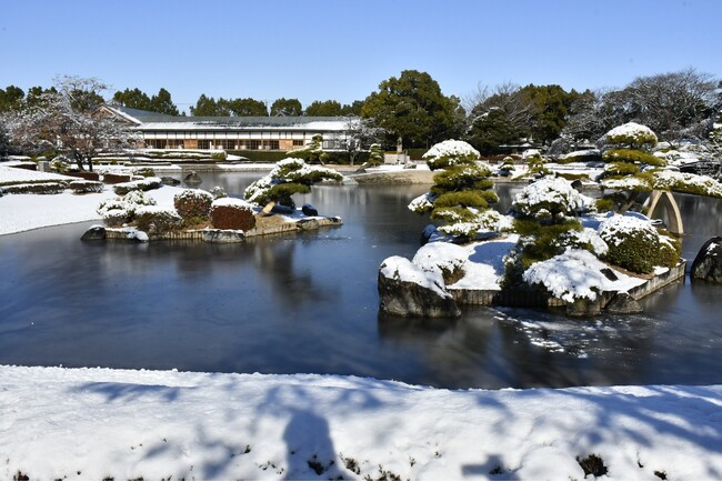 【埼玉県越谷市】花田苑・こしがや能楽堂とキャンベルタウン野鳥の森を「1月1日・2日」無料開園（開館）します