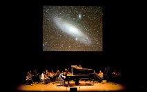 新春は、宇宙遊泳から！～ 映像と音楽のライブコンサート『宇宙を音楽で彩ろう！』開催 ～