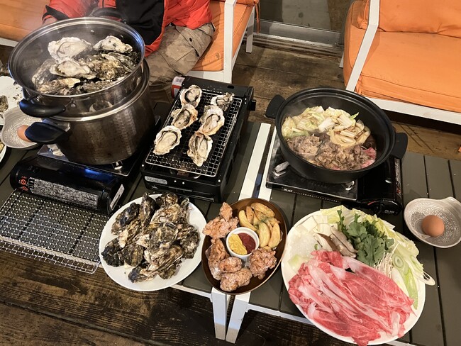 蒸し牡蠣、焼き牡蠣、黒毛和牛すき焼き食べ放題【和歌山・印南町】MARINE-Qの牡蠣小屋『牡蠣Q家』今年も大好評