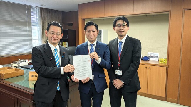 Zip Infrastructure株式会社は沖縄県豊見城市と連携協定を締結、本市から国土交通省へZippar導入に向けた要望書が提出されました