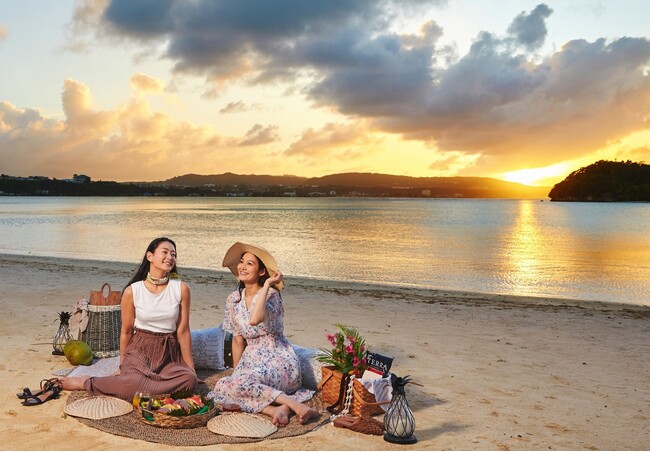 【星野リゾート　リゾナーレグアム】夕日が沈むビーチサイドでフルーツタコスを楽しむ「サンセットビーチピクニック」実施｜期間：2024年4月1日～6月30日