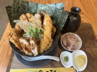 1日20食限定！思わず食べたことを話したくなる“金のカツ丼”、「カツ専門　金のころも　ららぽーと門真店」にて販売開始
