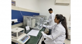 【海外情報】A&Dのインド拠点がインドにおける計量機器の校正事業者ライセンスを取得し、校正サービス事業への取り組みを強化いたしました。 【海外情報】A&Dのインド拠点がインドにおける計量機器の校正事業者ライセンスを取得し、校正サービス事業への取り組みを強化いたしました。