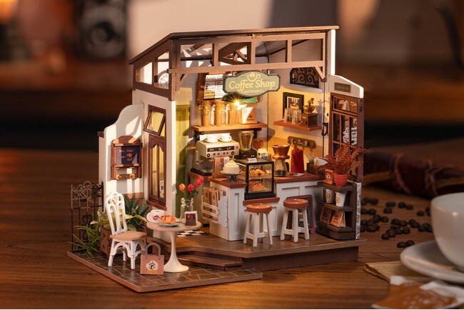 「つくるんです(R)」よりミニチュアハウスキット『カントリーキッチン』『カフェテラス』新登場
