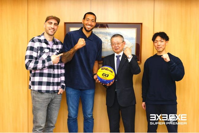東京2020オリンピック3x3競技のメダリスト含む選手たちが宮城県仙台市副市長へ表敬訪問。長町中学校のバスケットボール部へのクリニックを実施。1月13日・14日は仙台市民・宮城県民1,000名無料招待