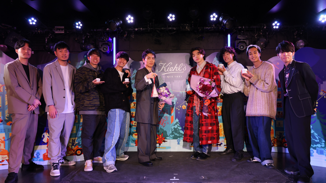 Hoodie famが「Kiehl’s Holiday LIVE -ときめきを探しにキールズへ-」のミニLIVEにimaseと出演