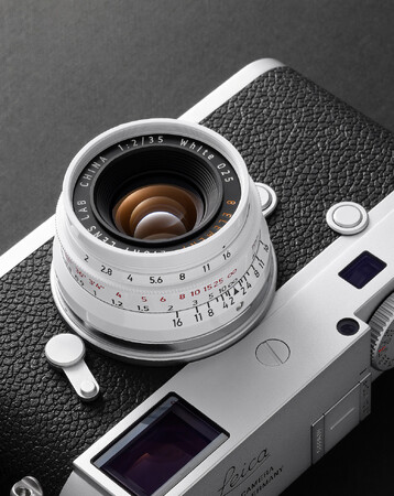 LIGHT LENS LAB M 35mm f/2 ‘The White Edition’ ライカMマウント 発売