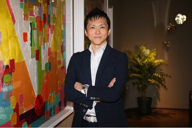 小林大祐の公式YouTubeチャンネル「不動産アニキの非常識な投資学」が2ヶ月で登録者数1万人突破！