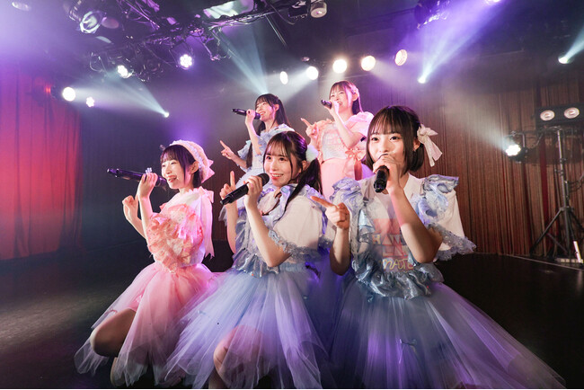 FRUITS ZIPPERら所属のアイドルプロジェクト「KAWAII LAB.」の次世代メンバー“KAWAII LAB. MATES”初の単独イベント満員御礼！