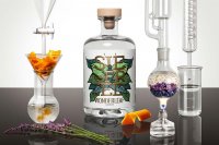 エイプリルフールのネタで問合せが殺到し商品化されたドイツのノンアルコールジンが日本での販売開始