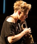 リズ・アルビー リズ・アルビー