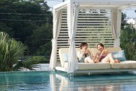 沖縄の歴史と伝統に触れる旅！“ソームン”を求めて、琉球びんがた・首里織を体験「FIRST TRIP～沖縄・ソームンの旅～」1月21日(日)夕方5時00分からBS12で放送！