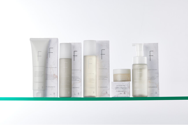 「F organics(エッフェオーガニック)」が10周年を迎え、更なる進化を目指して、2024年2月20日(火)に「F ORGANICS」としてブランドリニューアル！
