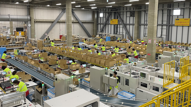 DHLサプライチェーン、ベイクルーズのオペレーションにおいて自動梱包ラインを導入し、成長戦略を支援