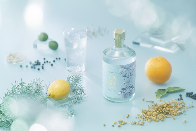 “それは、まるで飲む香水” エシカルジン『LAST』待望の700mlボトルで『LAST ELYSIUM』新登場