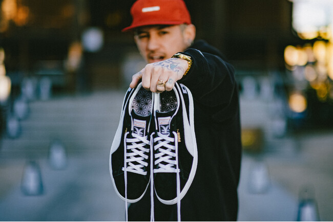 「JESSE (RIZE / The BONEZ) 」と「atmos」、「PUMA」の3者共演で実現したPUMA SUEDE VTG MIJ ATMOS JESSEが登場