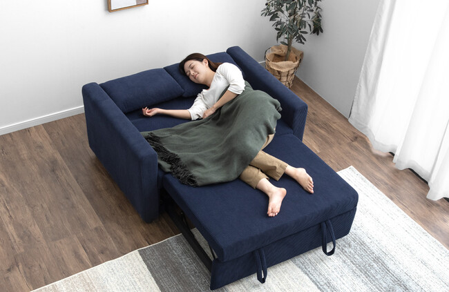 【2024新生活】ごろ寝できる3wayソファが3種登場～コンパクトサイズでお部屋にゆとりをもって設置可能！