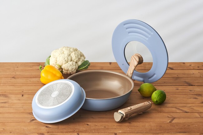 ツルすべがやみつきになるevercookよりニュアンスカラーの「evercook　選べる４点セット　スモーキーブルー」を限定発売