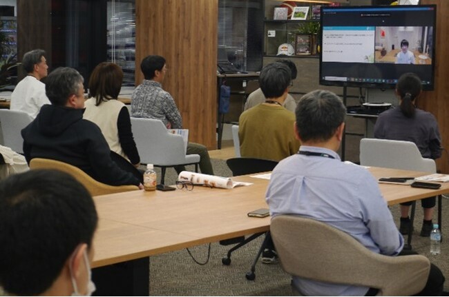 【事後レポート】約40％の自社社員が腰に関する悩みあり　社員向け「腰痛対策セミナー」を勤務時間内に実施