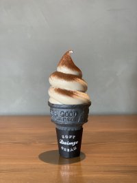 ダイミョウソフトクリームから「生チョコソフト」と新商品「大名もなか」が登場
