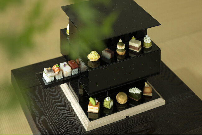 【星のや東京】 風薫る季節に新茶や旬の果物を堪能する「Nipponキュイジーヌ 新緑アフタヌーンティー」新登場｜期間：2024年5月1日～6月30日