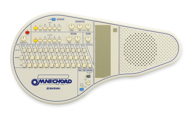 お待たせしました！「オムニコードOM-108」2024年7月発売！ハープのような？ギターのような？オリジナル電子楽器、再販リクエストにお応えして復刻。