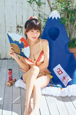 夢のボディがさく裂☆みゃこがヤングアニマルWebに登場！！