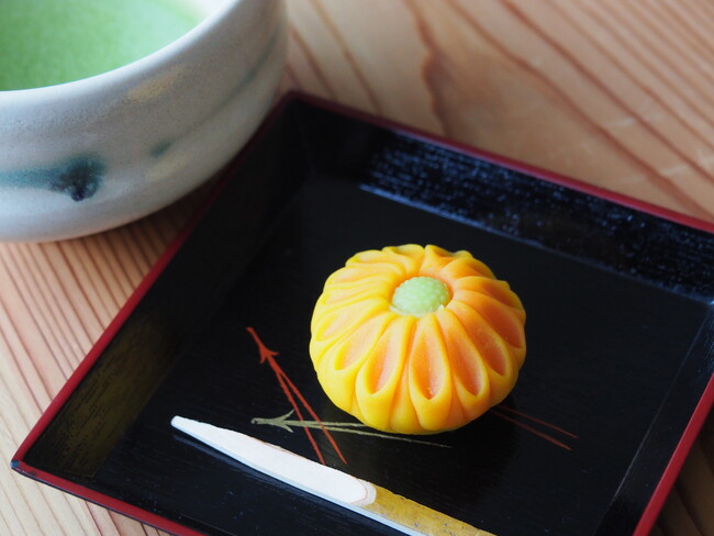 例年大好評！ プロの京菓子職人による「和菓子作り体験」等、ご予約受付中