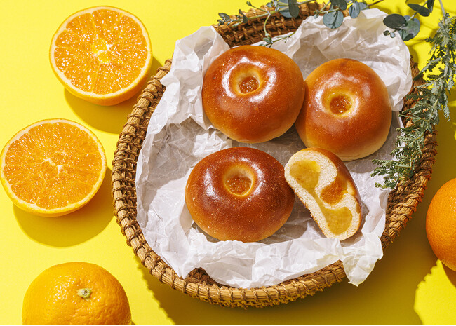 【木村屋總本店】【期間限定】たんかんジュースを加えた爽やかな香りと甘さのオリジナル餡を使用した季節のあんぱん「酒種 屋久島たんかん」が登場！直営店にて2024年2月1日発売