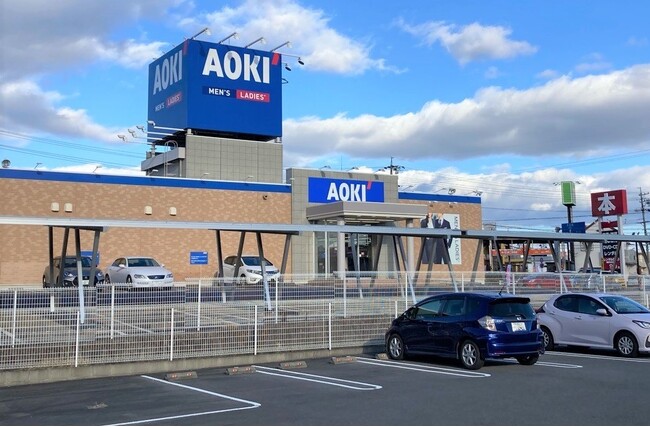 「“喜び” のイノベーションで、より良い未来を」めざすＡＯＫＩグループがファッション事業のＡＯＫＩ店舗に 『ソーラーカーポート』 を設置