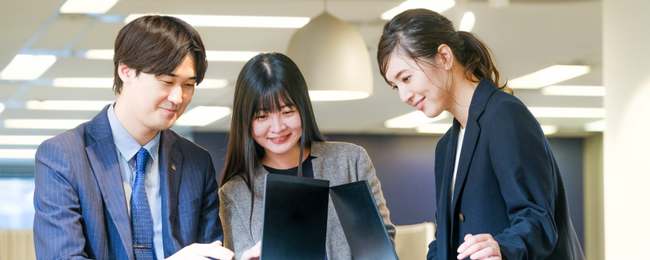 発達障害などを有する人材の新卒雇用を促進するプログラムを開発。ランスタッド内でのインターンシップを経て企業へ就職するまでを寄り添い支援。2024年4月よりサービスを開始。
