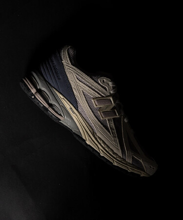 EDIFICEとIENAから、EXCLUSIVEのNew Balance M1906FHが間もなく発売。
