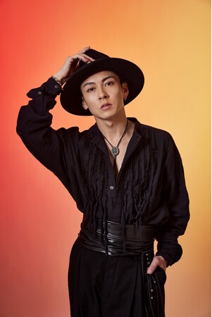 屋良朝幸がオフィシャルチャンネルを開設!初回放送は2月14日(水)21時から生放送