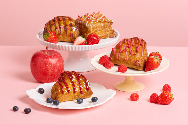 焼きたてカスタードアップルパイ専門店「RINGO」が、春に向けてベリーいっぱいの「RINGO VERY BERRY FAIR」を開催！【苺・ラズベリー・ブルーベリー】3種のベリーパイが登場！