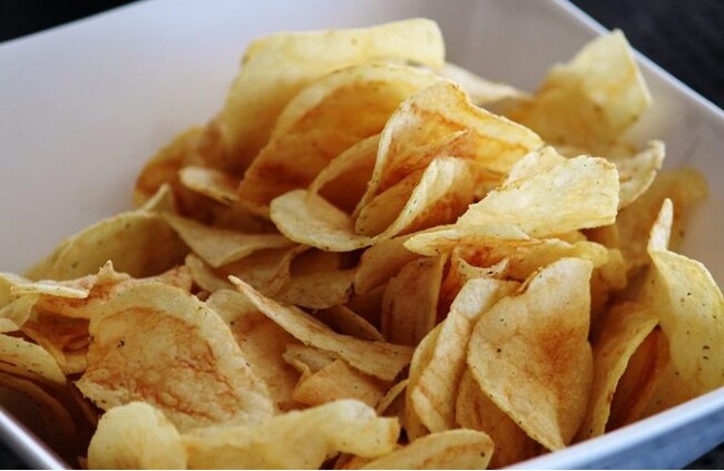 ポテトチップスを一度食べたらやみつきになる！？ポテトチップスについて大調査！【1000人アンケート】