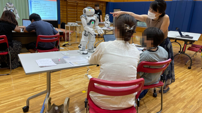 【第８回横浜トリエンナーレ】ロボット×アート　横浜トリエンナーレ鑑賞プログラム　参加者募集