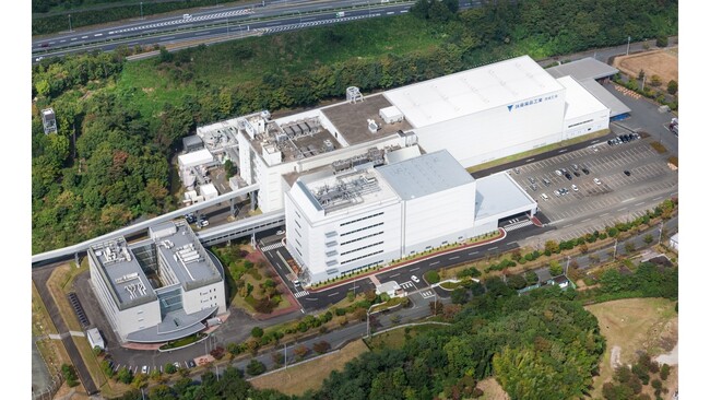 茨城工場に粉末型透析剤製造設備を増設 竣工式を開催