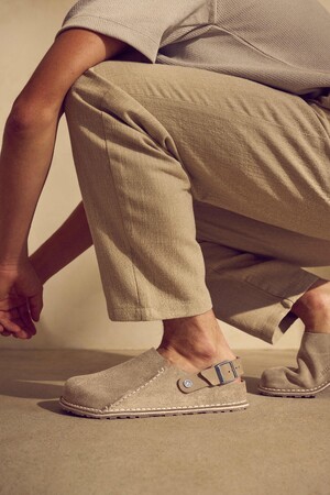 BIRKENSTOCKの人気の2WAYクロッグ、LUTRYに新色が登場