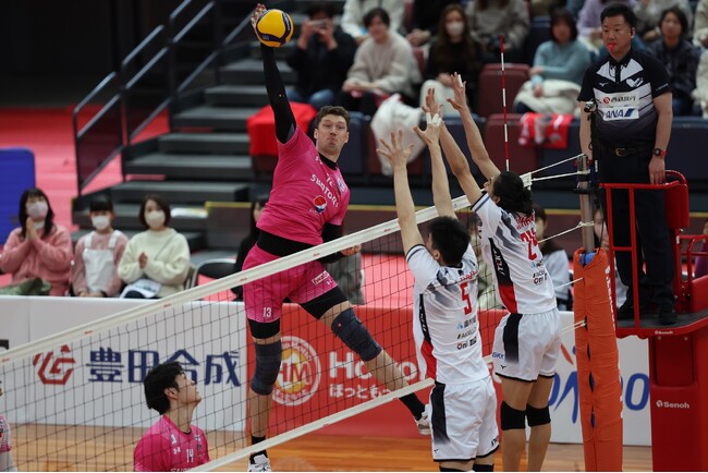 【バレー/Vリーグ】V1男子・サントリーが勝利してファイナルステージ進出決定！V1女子・NECが勝利し、ファイナルステージの対戦カードが確定