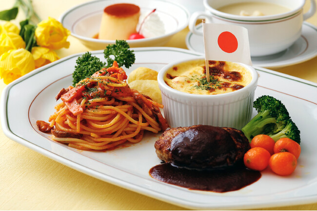 【ホテルニューグランド】夢のようなワクワクが満載！「大人のお子様ランチ」（コーヒーハウス ザ・カフェ）