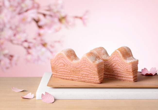 【春限定】ねんりん家から、桜舞う山並みのバームクーヘン『桜の国のマウントバーム』が登場。