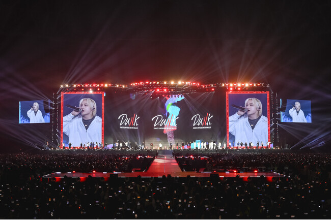 日テレプラスにて『D.U.N.K. Showcase in KYOCERA DOME OSAKA完全版 フルパフォーマンス＆裏側SP』を3/17に放送！『D.U.N.K.』誕生を描いた過去作も放送！