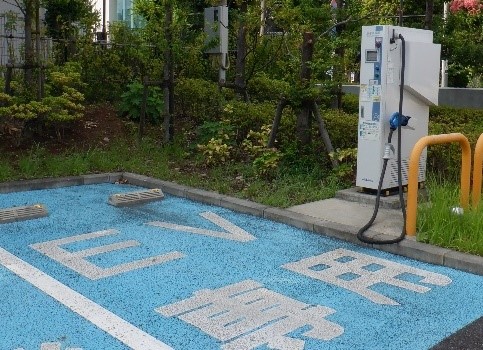 都内初！水力発電所で創られた電気をEV用急速充電器に活用します！